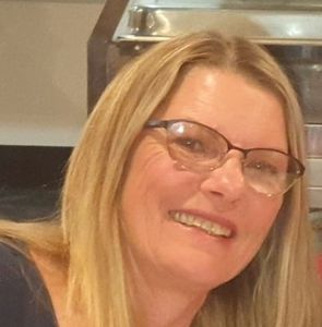 Meet your Posher, Liz